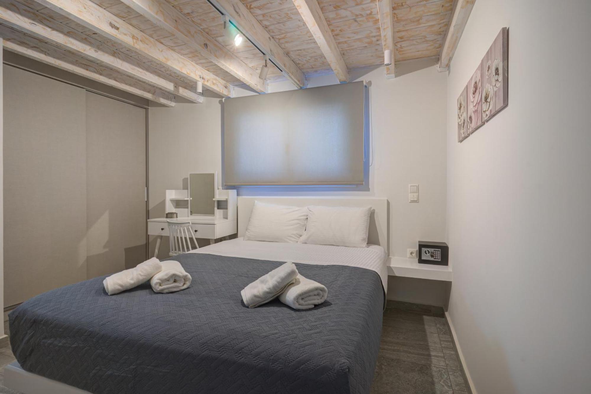 Molos Beachfront Apartments In Diakopto Luaran gambar